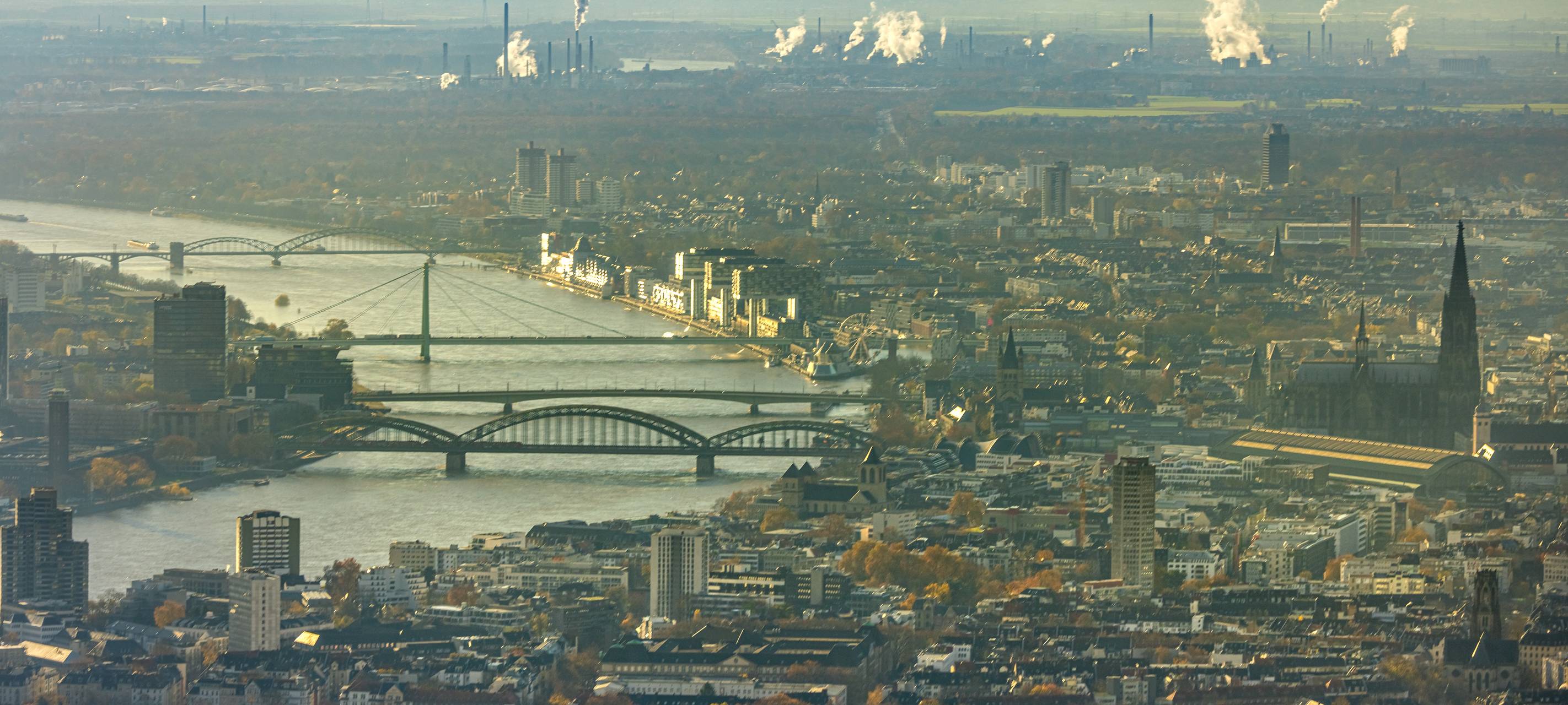Ermittlungen nach Terrorverdacht laufen weiter