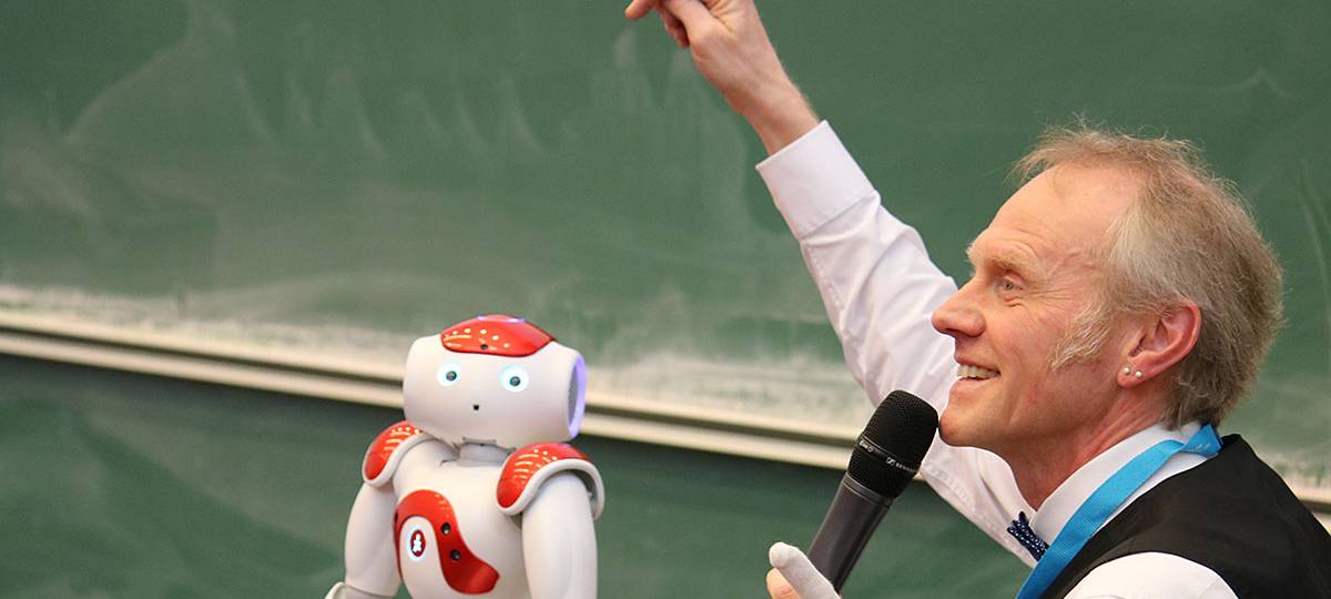 HRW Kids – Wissenschaft hautnah für Kinder