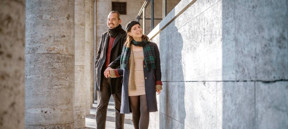 Neue Blicke hinter Kulissen