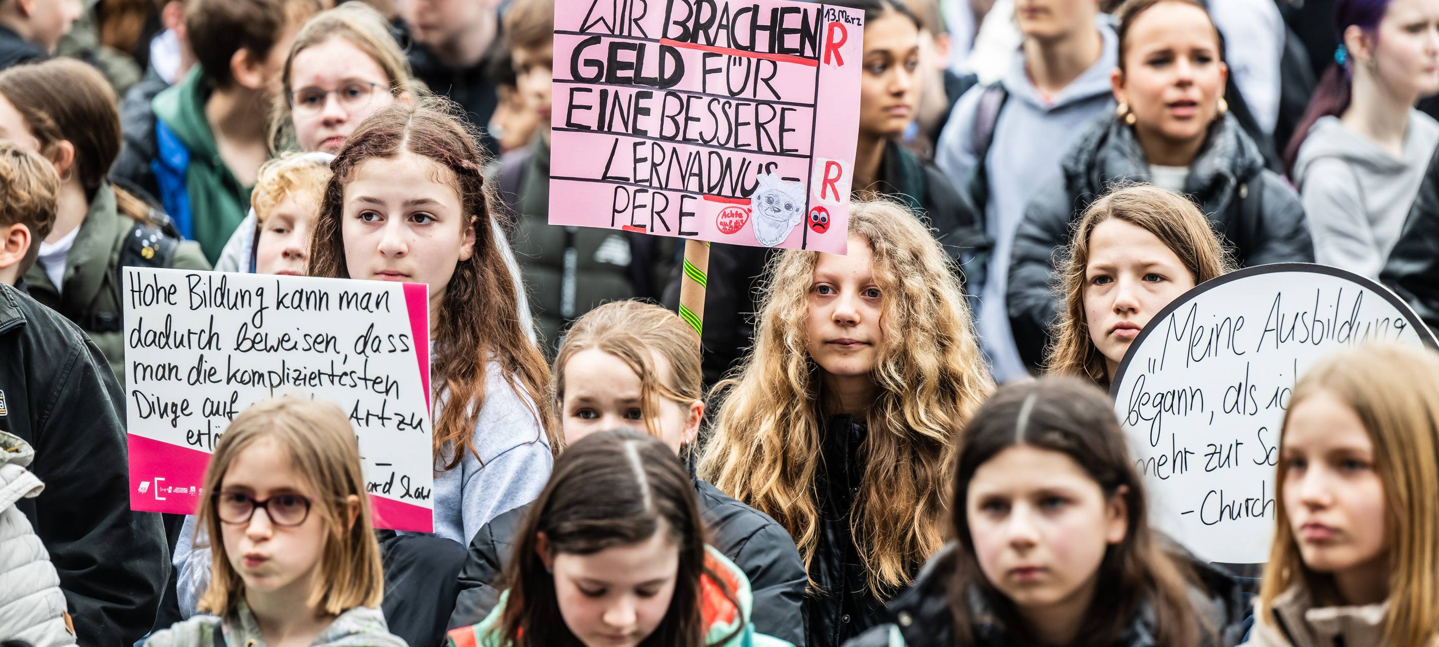 Schülerprotest auf dem Rathausmarkt