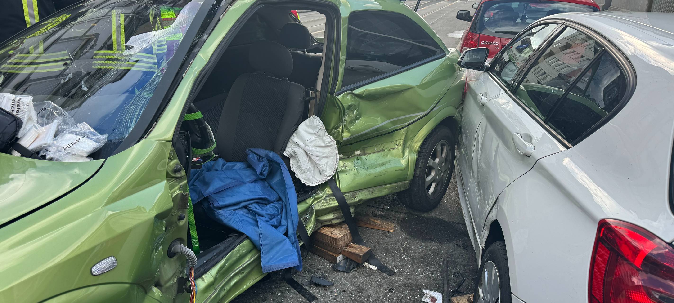 Unfall auf der Oberhausener Straße mit Verletzten