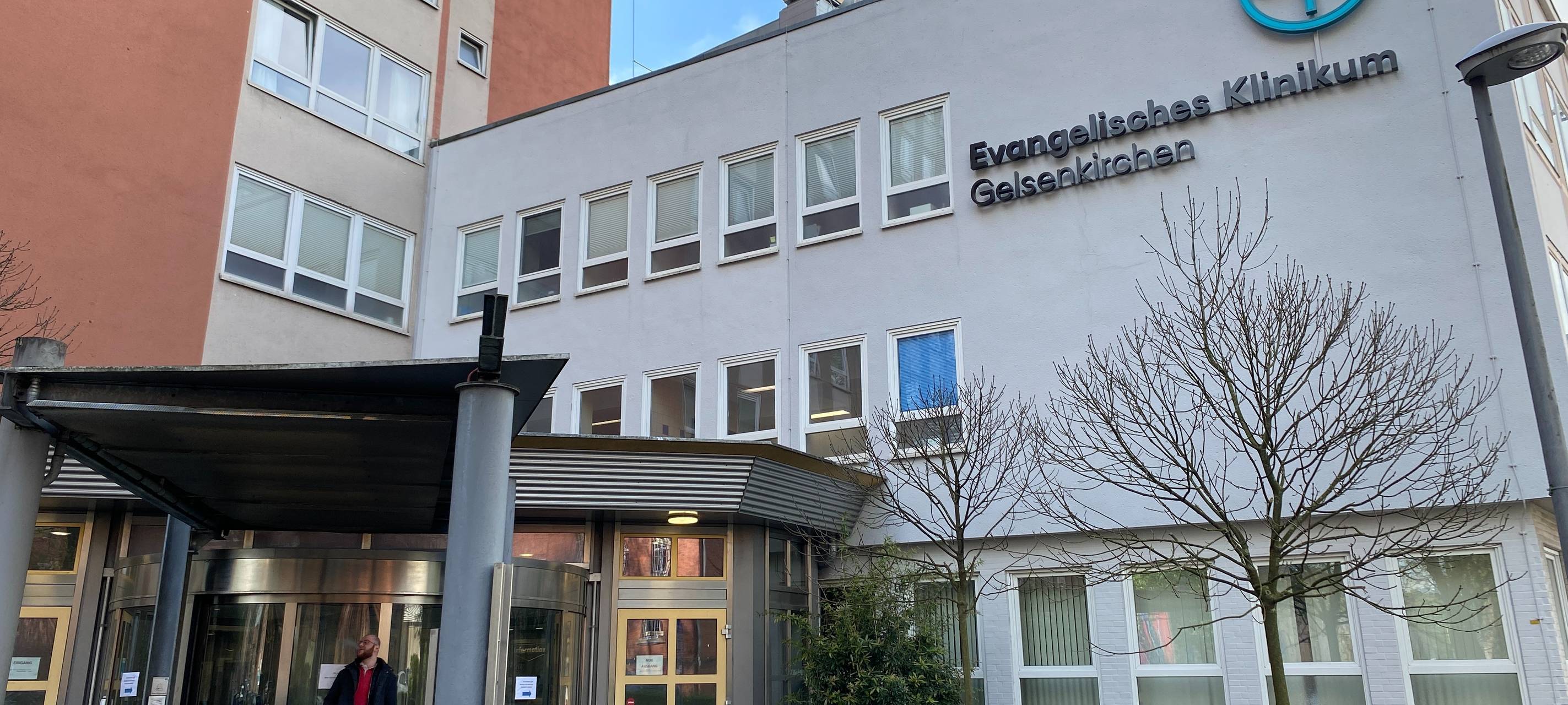 “F*tze, Drecksstück, …” Klinik-Pflegerin packt aus