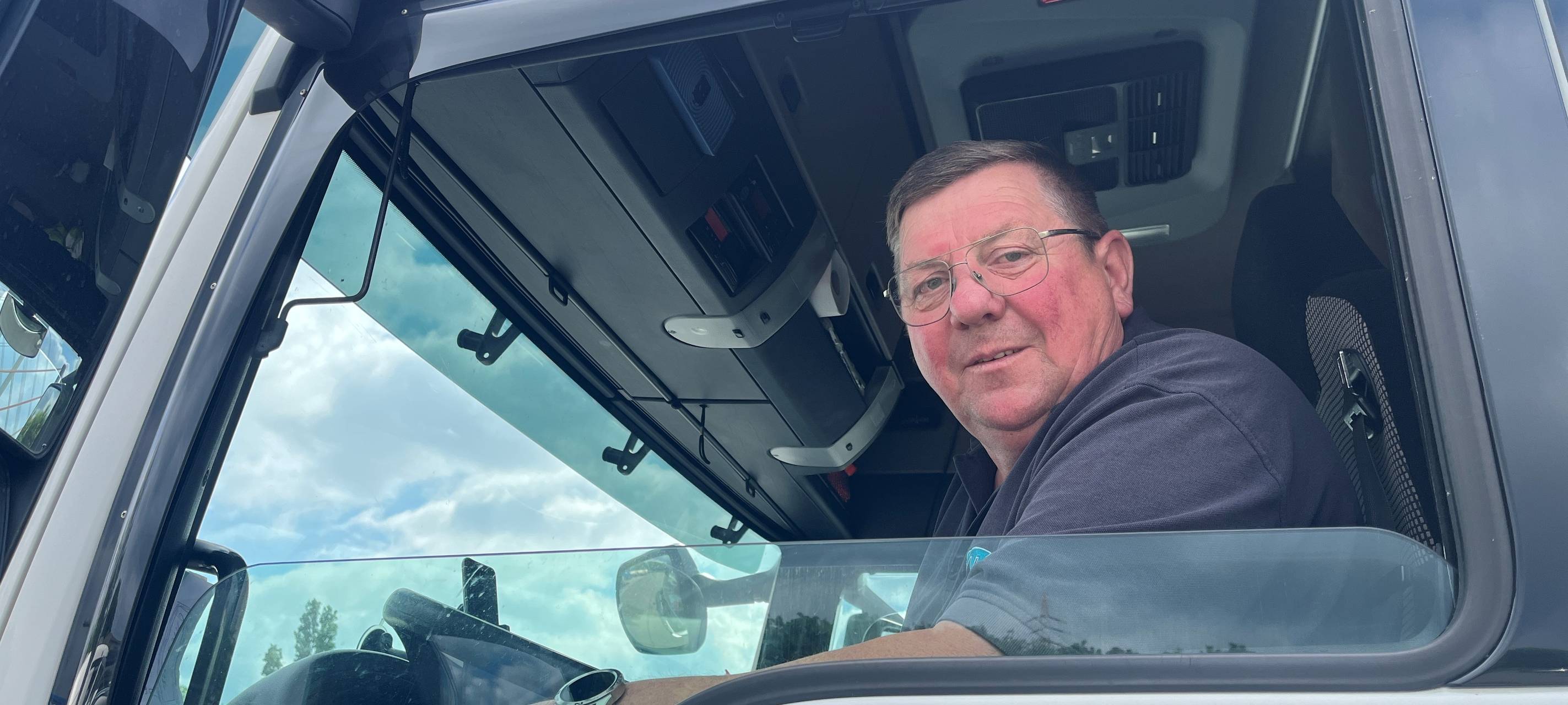 Parkplatzmangel auf der Autobahn - lebensgefährlich