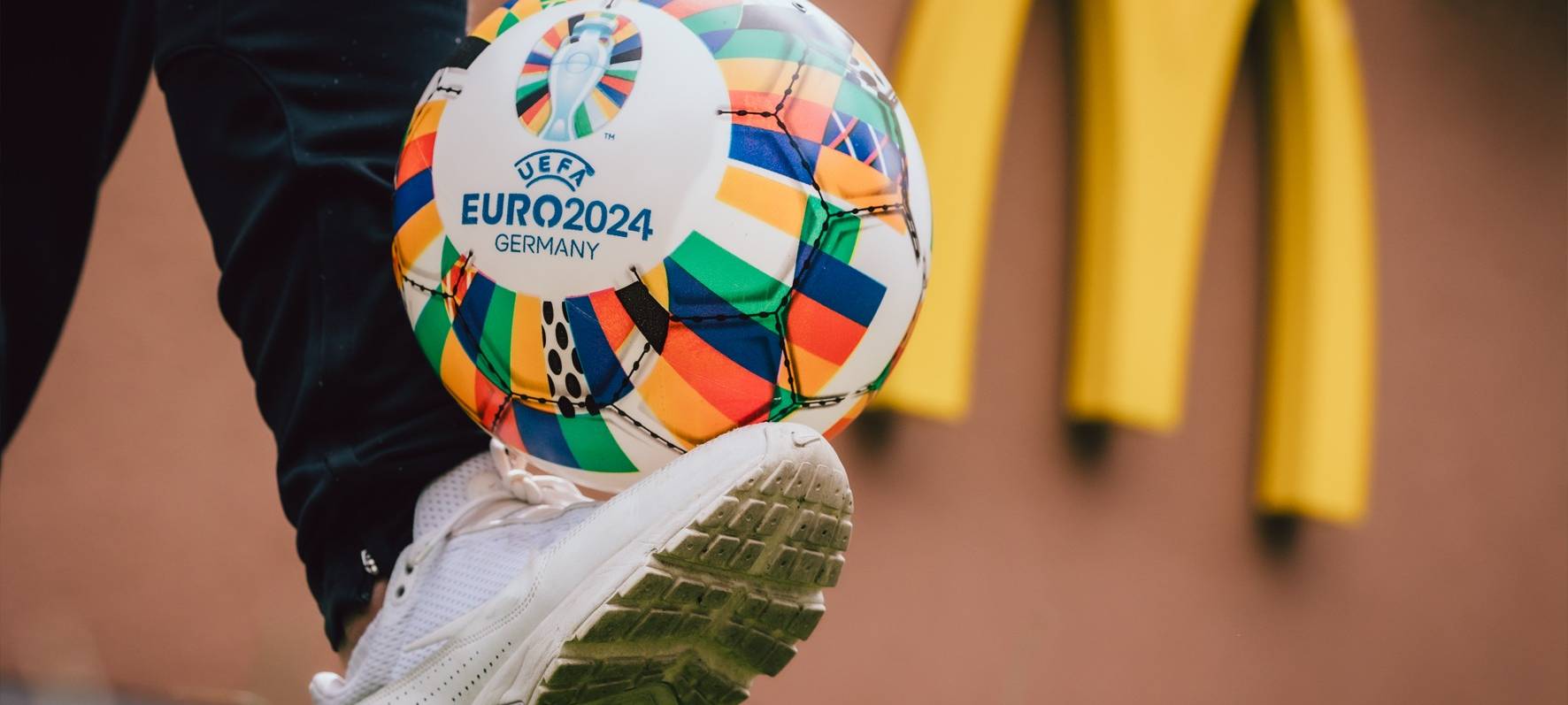 NGG fordert mehr Lohn für Systemgastronomie