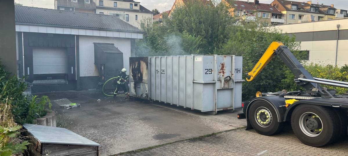 Altpapier in Flammen