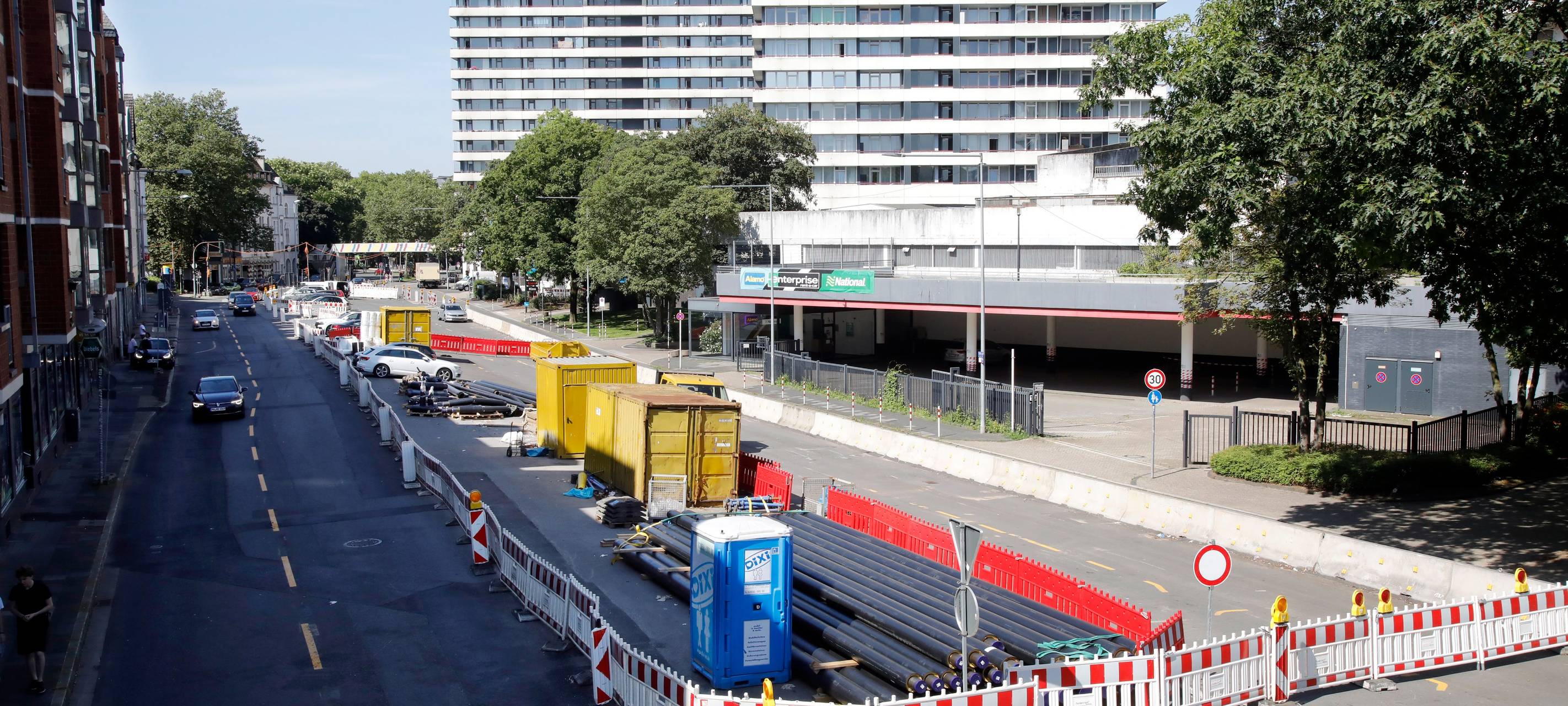 Viel Grün für grauen Dickswall