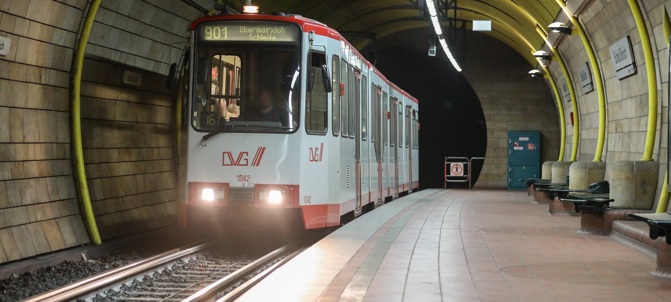 Neue Rolltreppe an Schloß Broich für 600.000 Euro