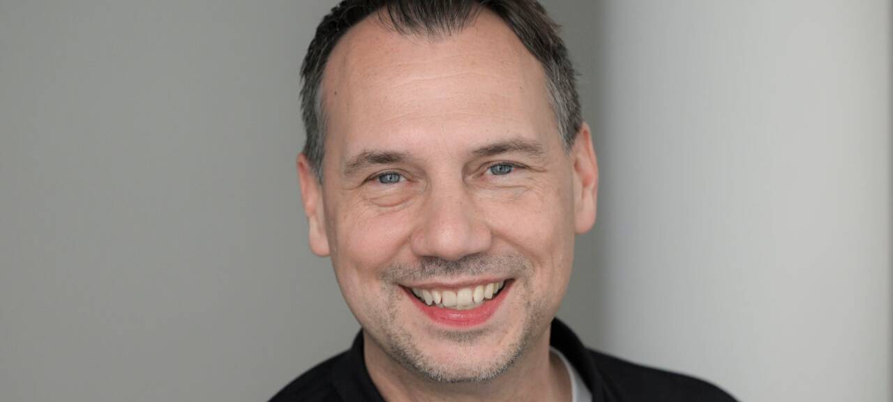 Der Bestseller-Autor Sebastian Fitzek bei einem dpa-Interview