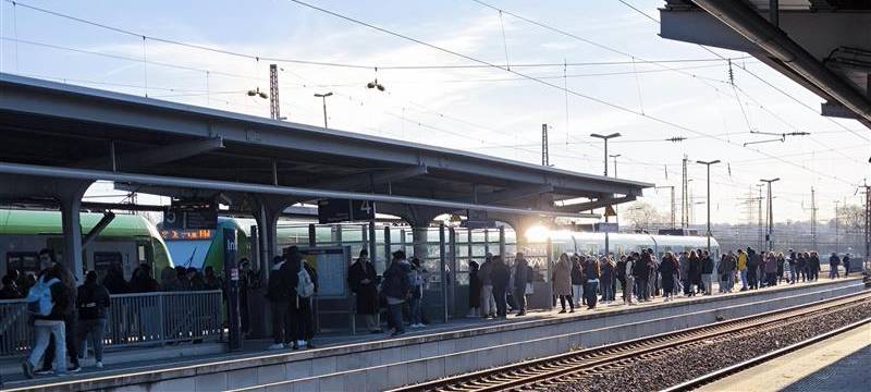 UPDATE: Bahnstrecke über Mülheim wieder frei