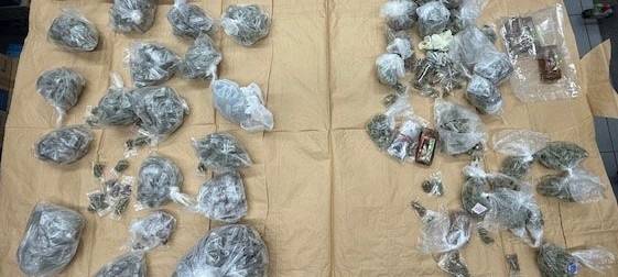 Festnahmen: Mutmaßliche Drogendealer in Haft