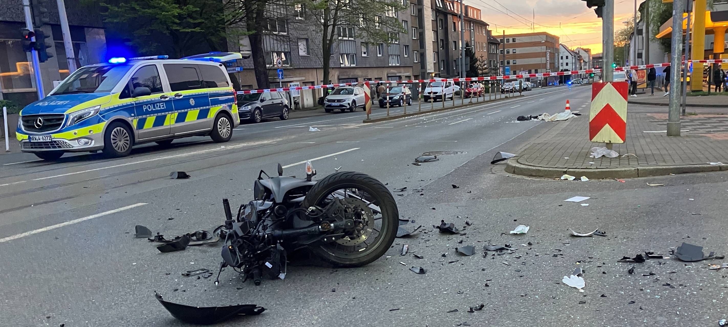 Unfall auf Aktienstraße - Polizei sucht Zeugen