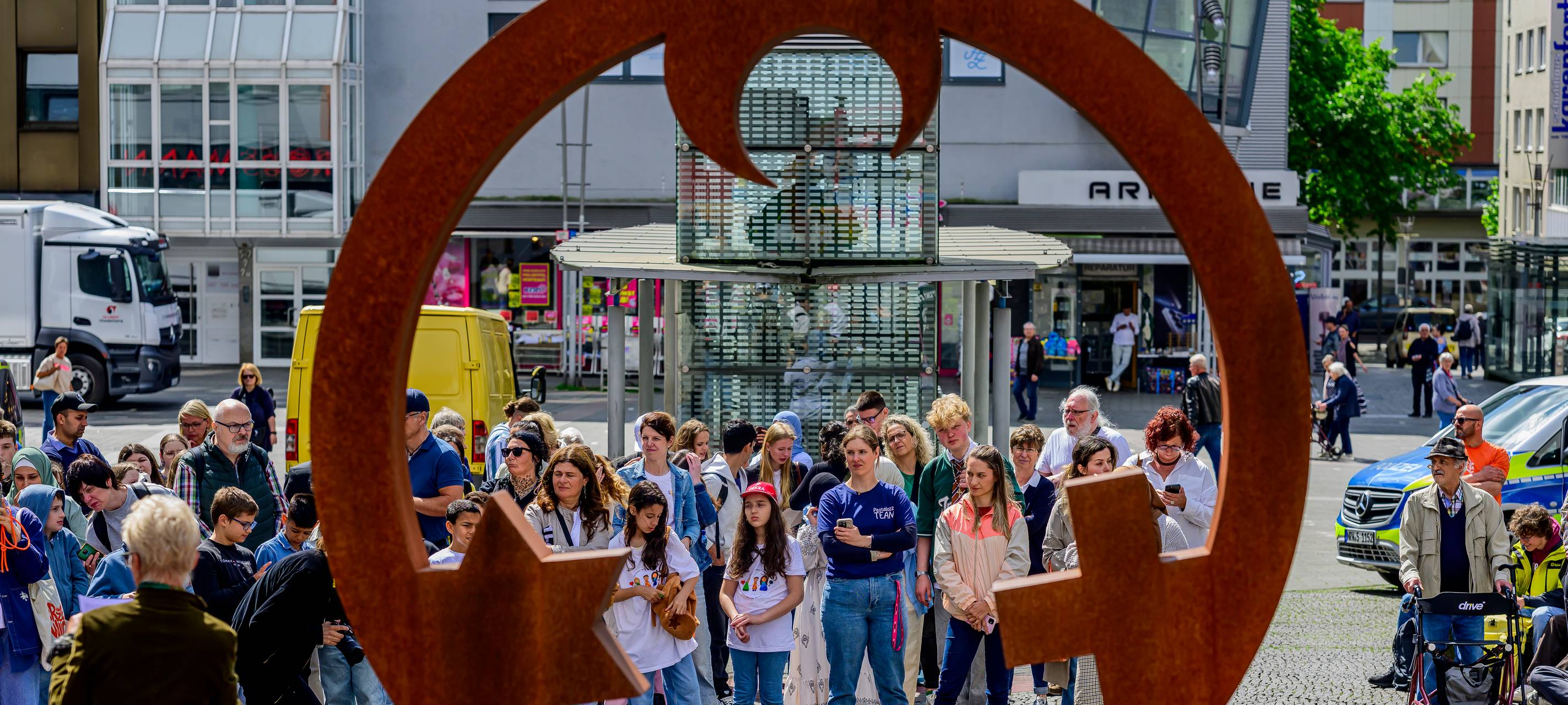"Engel der Kulturen" auf dem Synagogenplatz