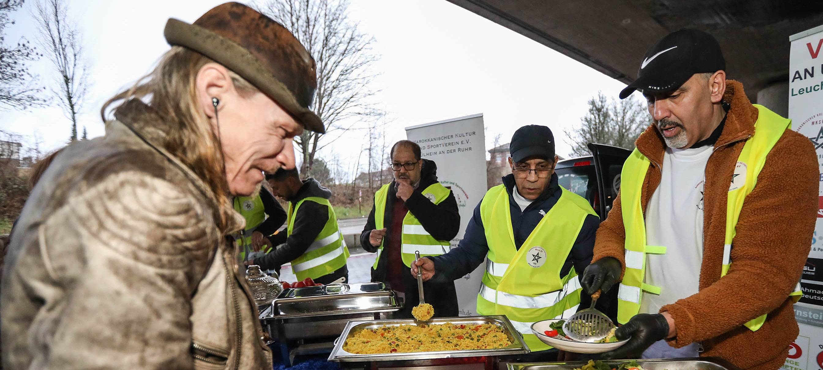 Aktion: Kostenloses Essen für Bedürftige