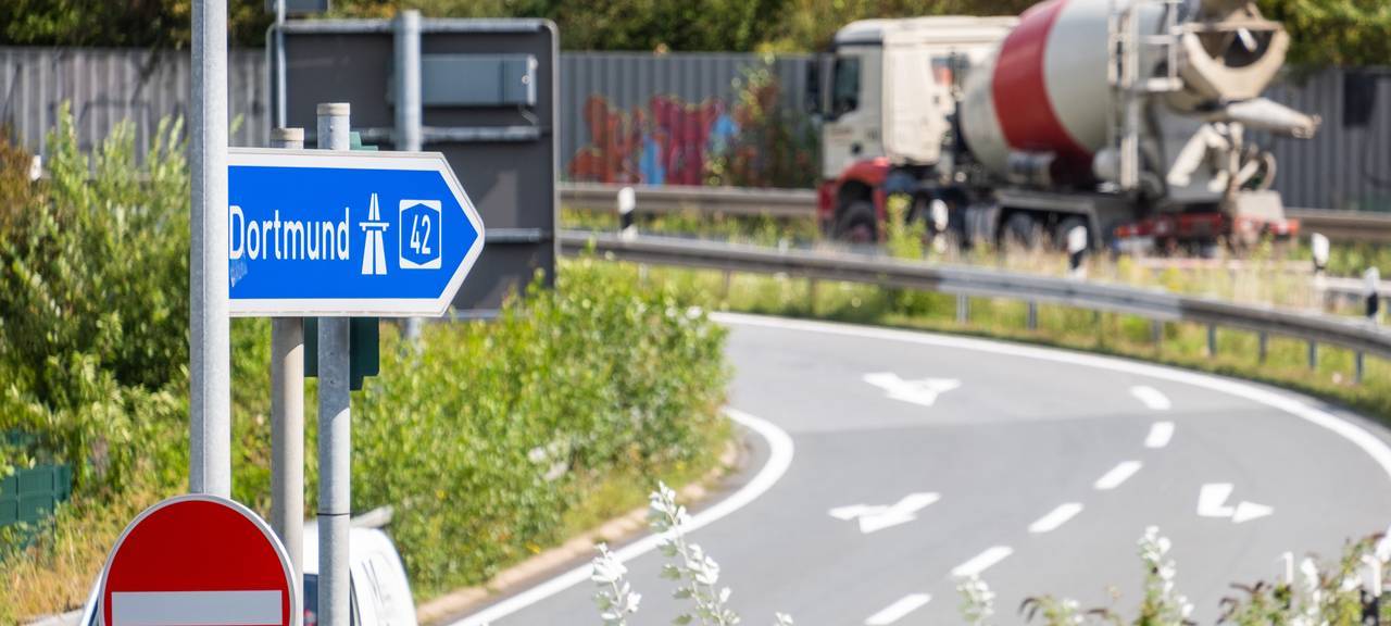 Mehrere Baustellen auf der A42