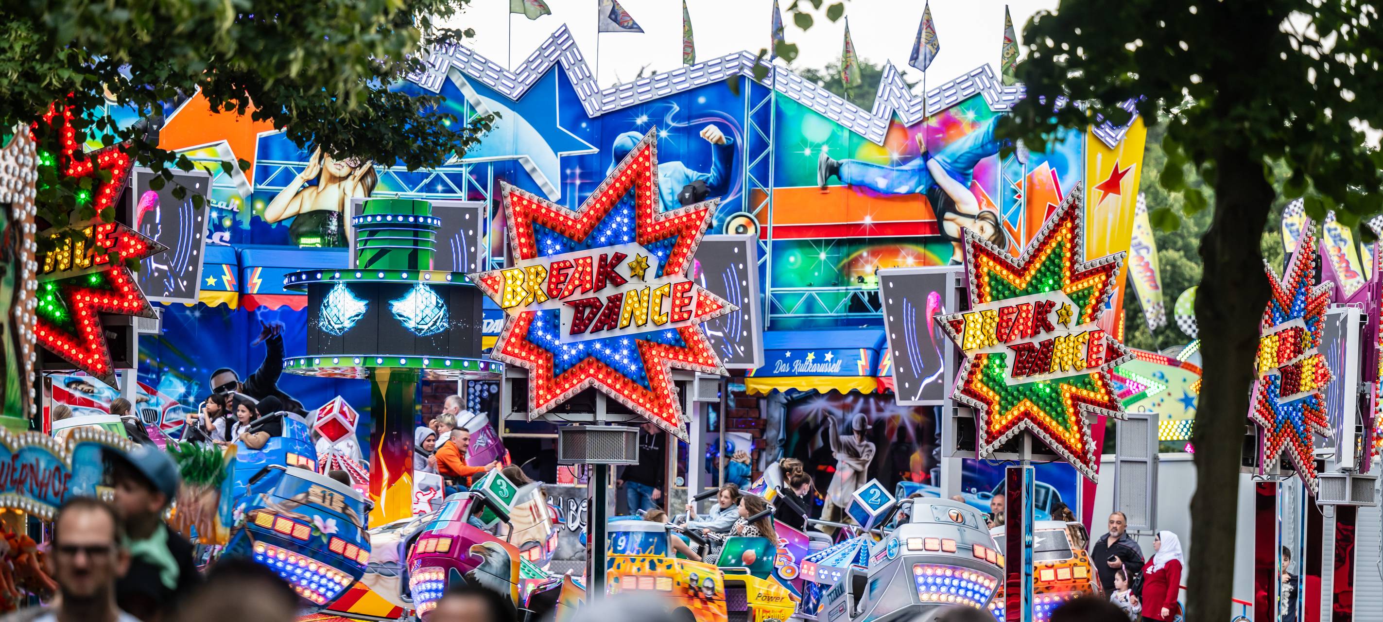Stadthalle: Auftakt zur Mölmschen Kirmes