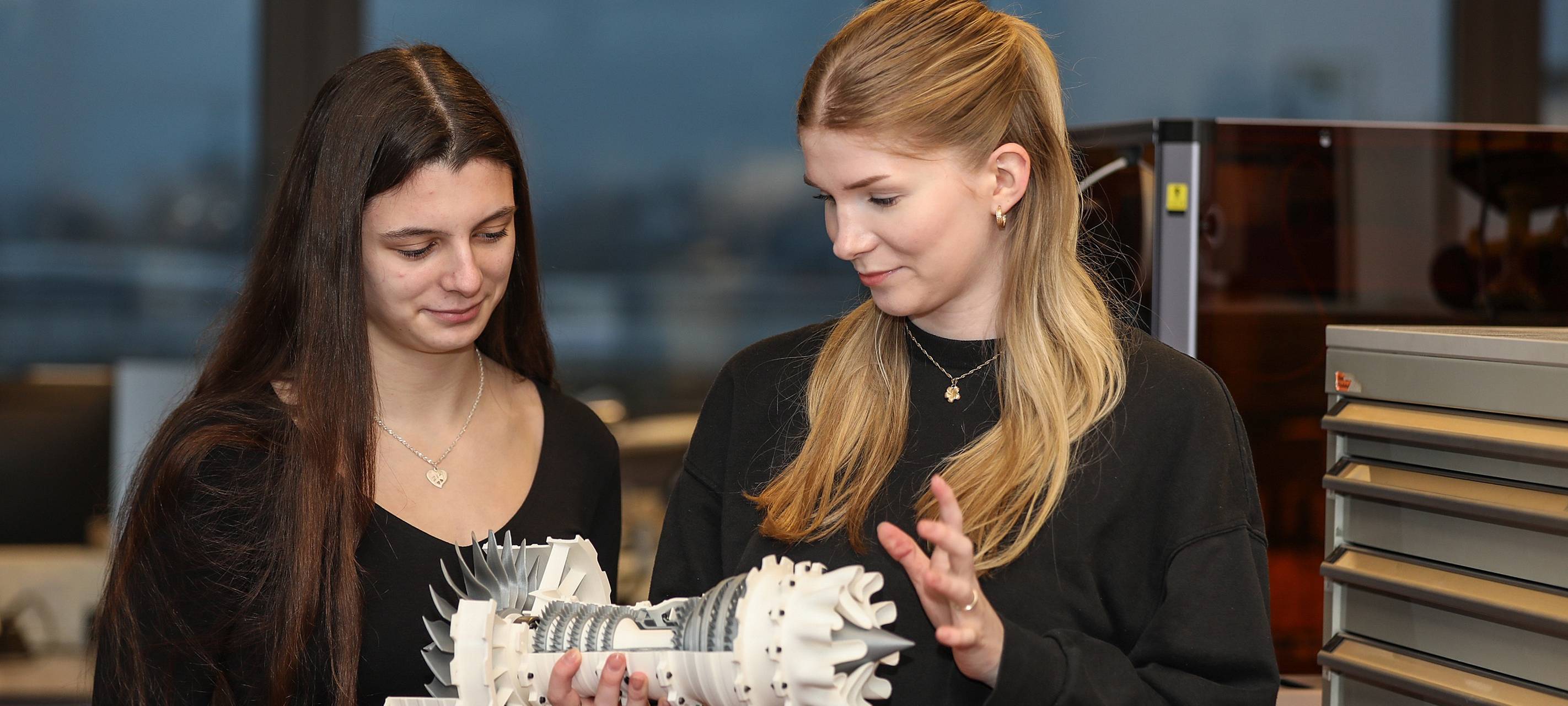 HRW: Noch Restplätze für Maschinenbau-Programm