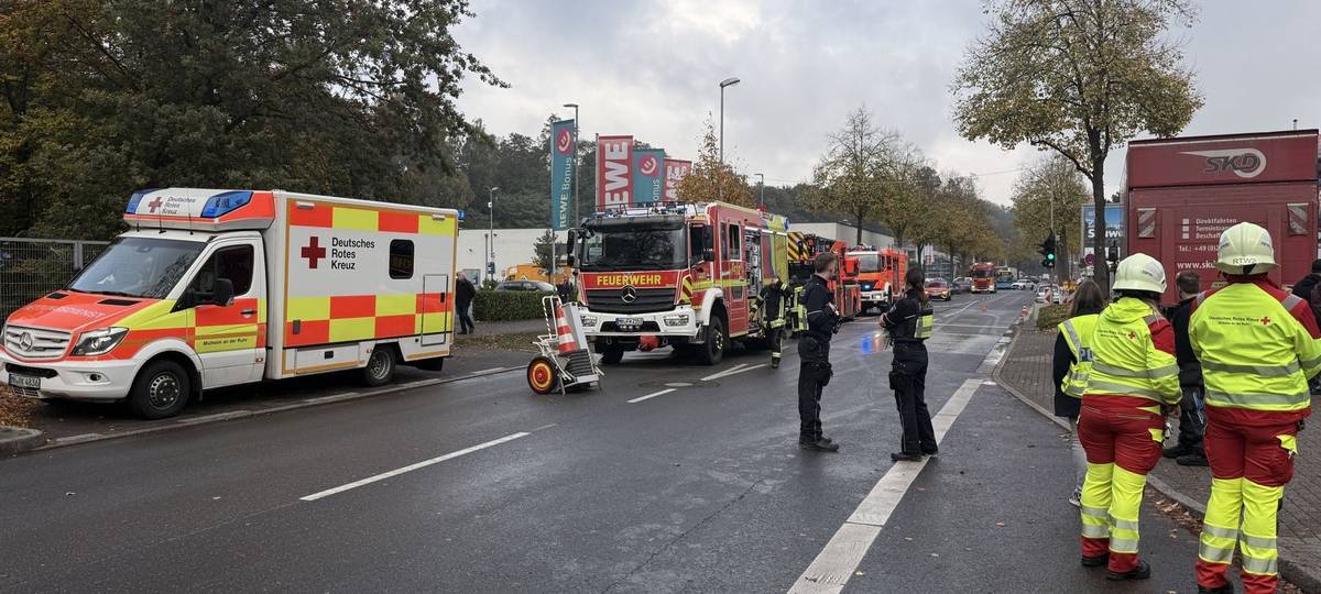 Feuerwehr-Einsatz wegen durchtrenntem Stromkabel