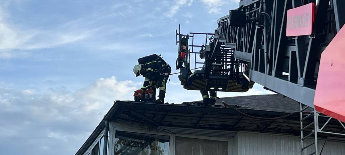 Brand auf der Galopprennbahn