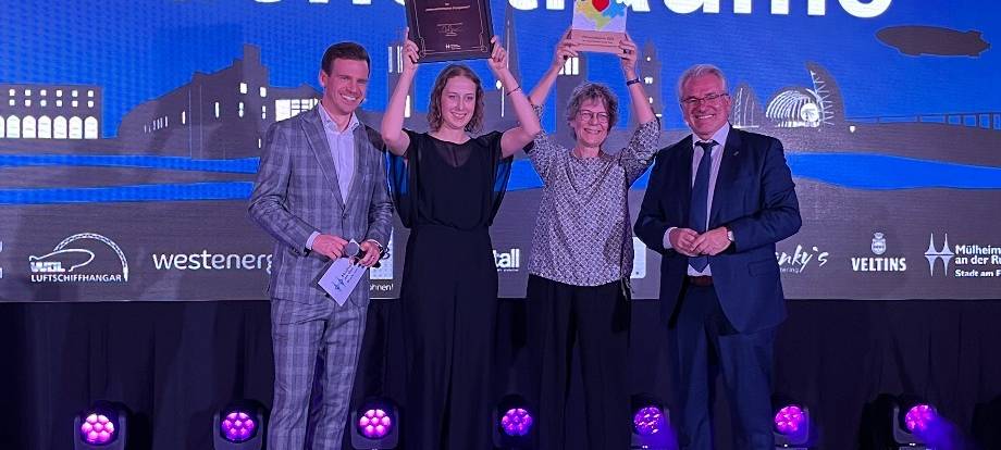 "Bücherträume" mit Wirtschaftspreis ausgezeichnet