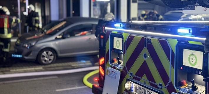 Brennendes Ladenlokal gelöscht