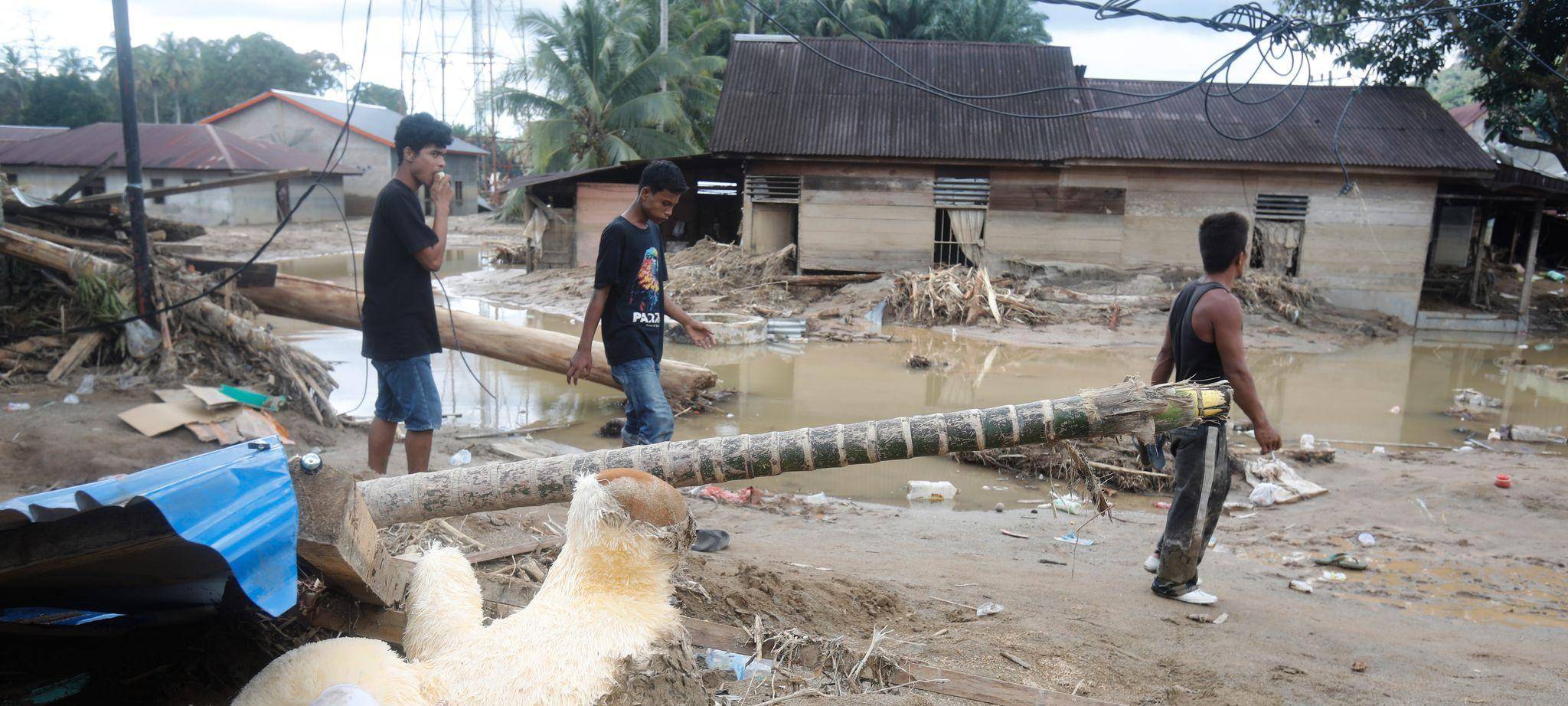 Sturzflut in Indonesien