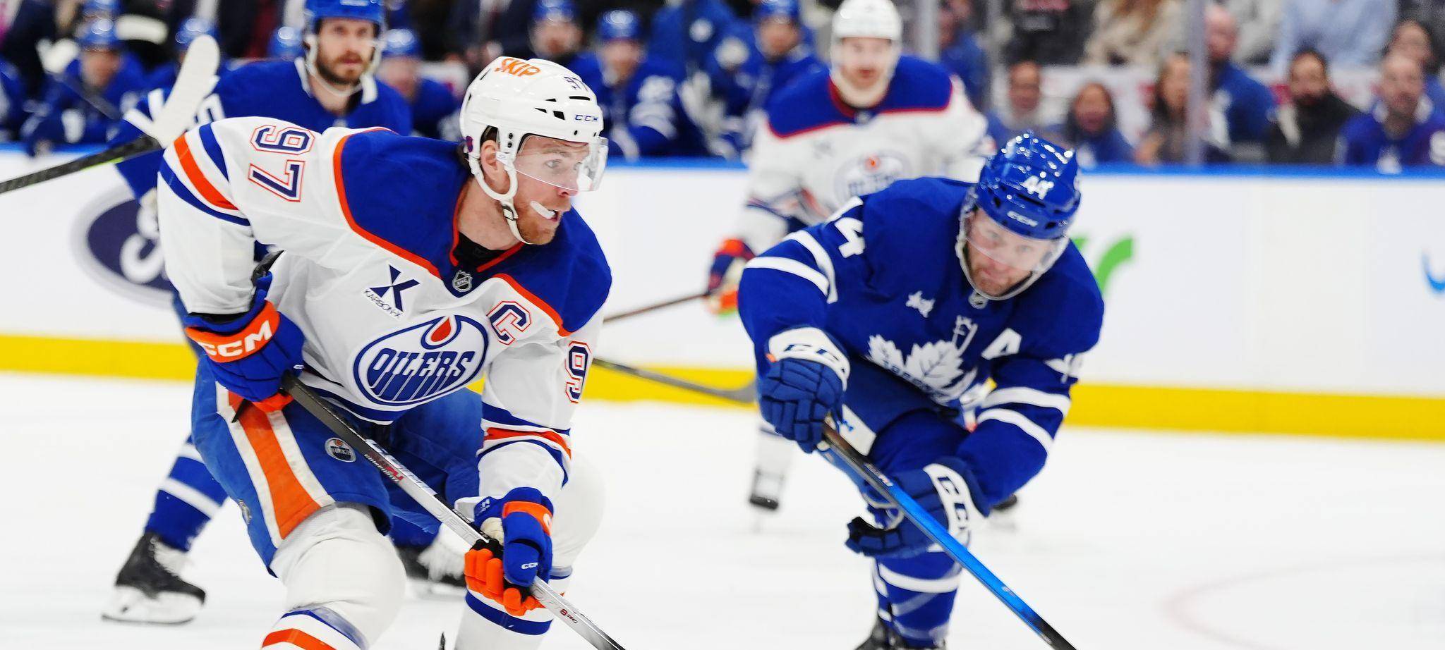 Toronto Maple Leafs - Edmonton Oilers