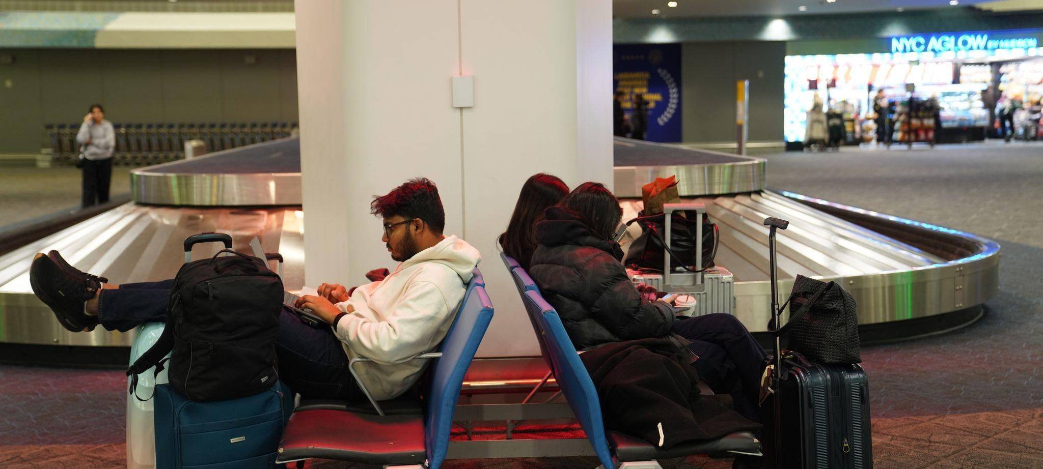 Wintersturm im Nordosten der USA - Flughafen New York