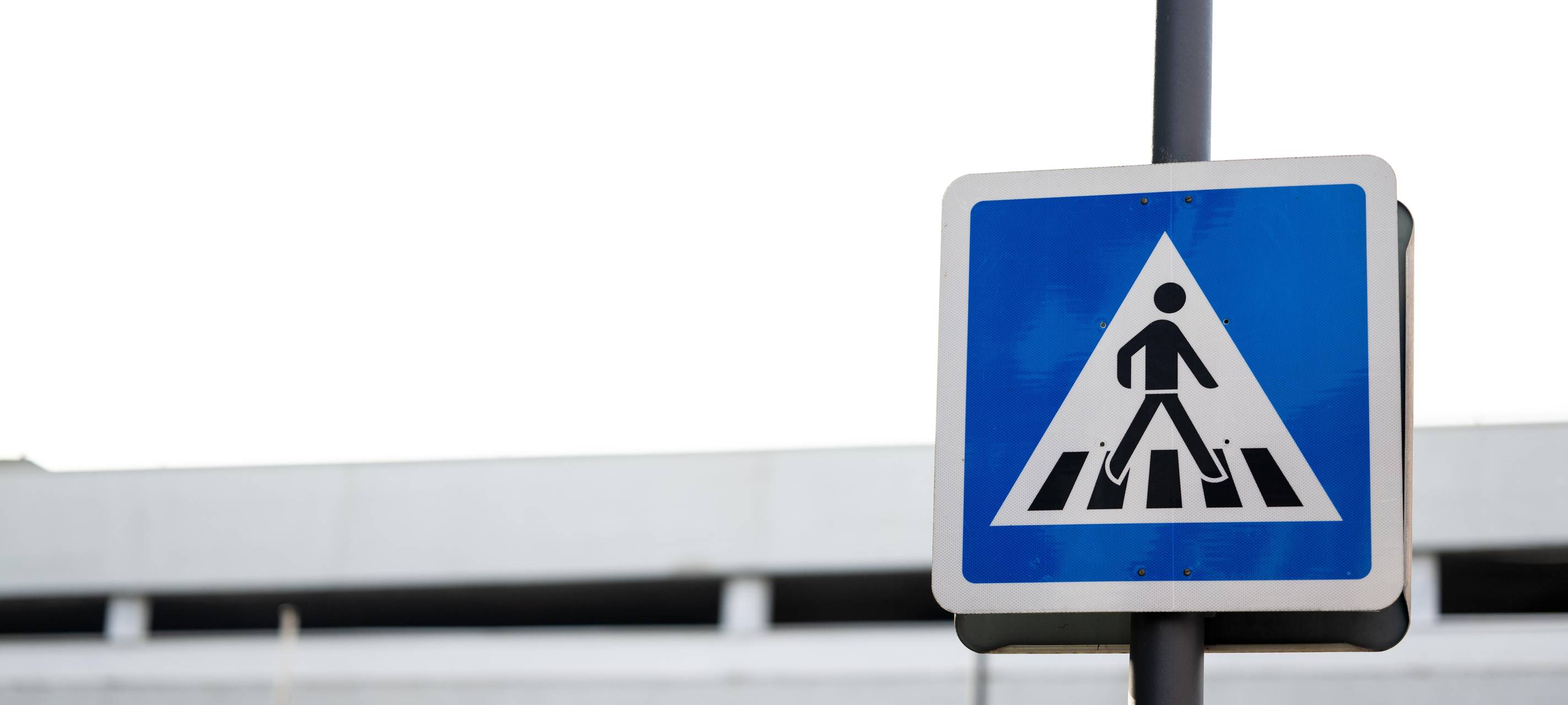 Sperrungen für Zebrastreifen und Gehweg-Sanierung