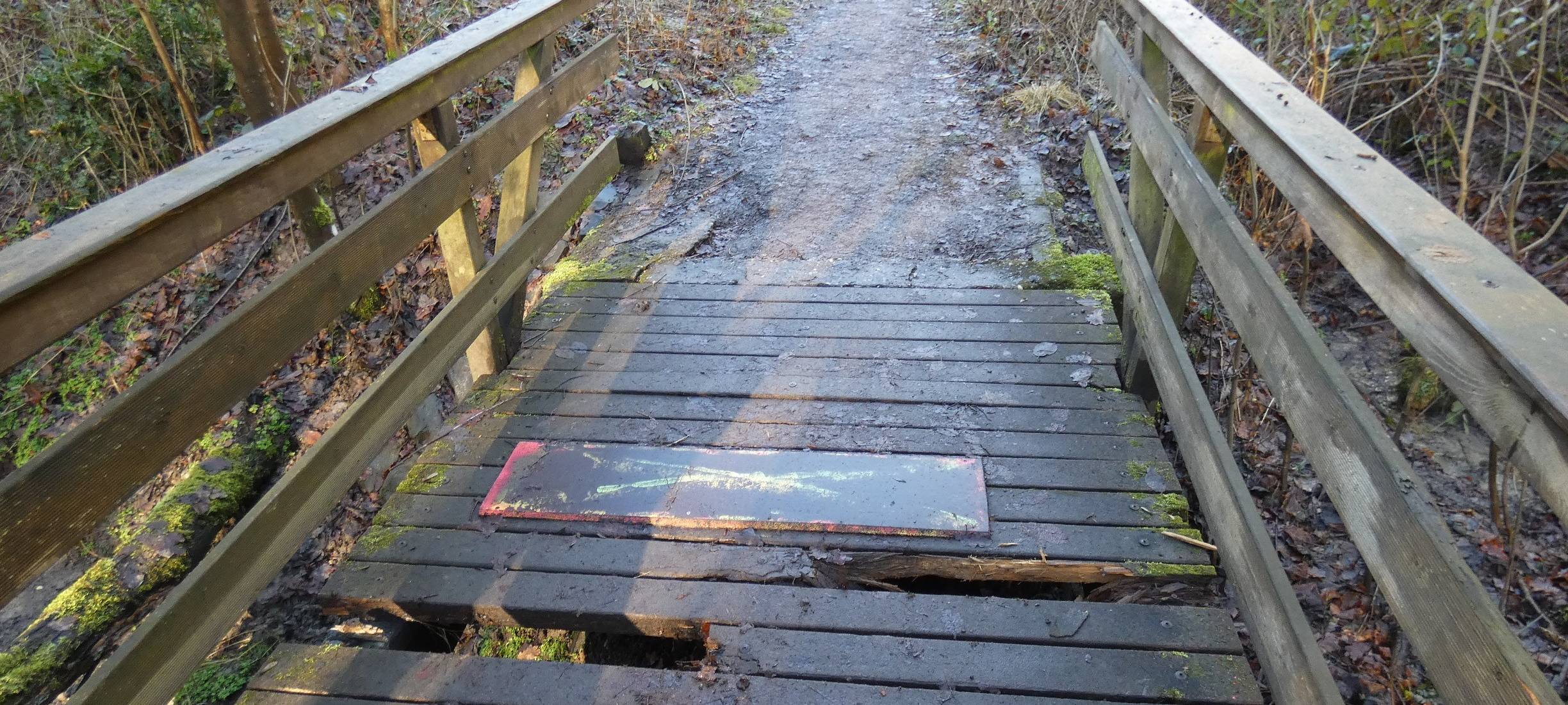 Waldbrücke im Rumbachtal gesperrt