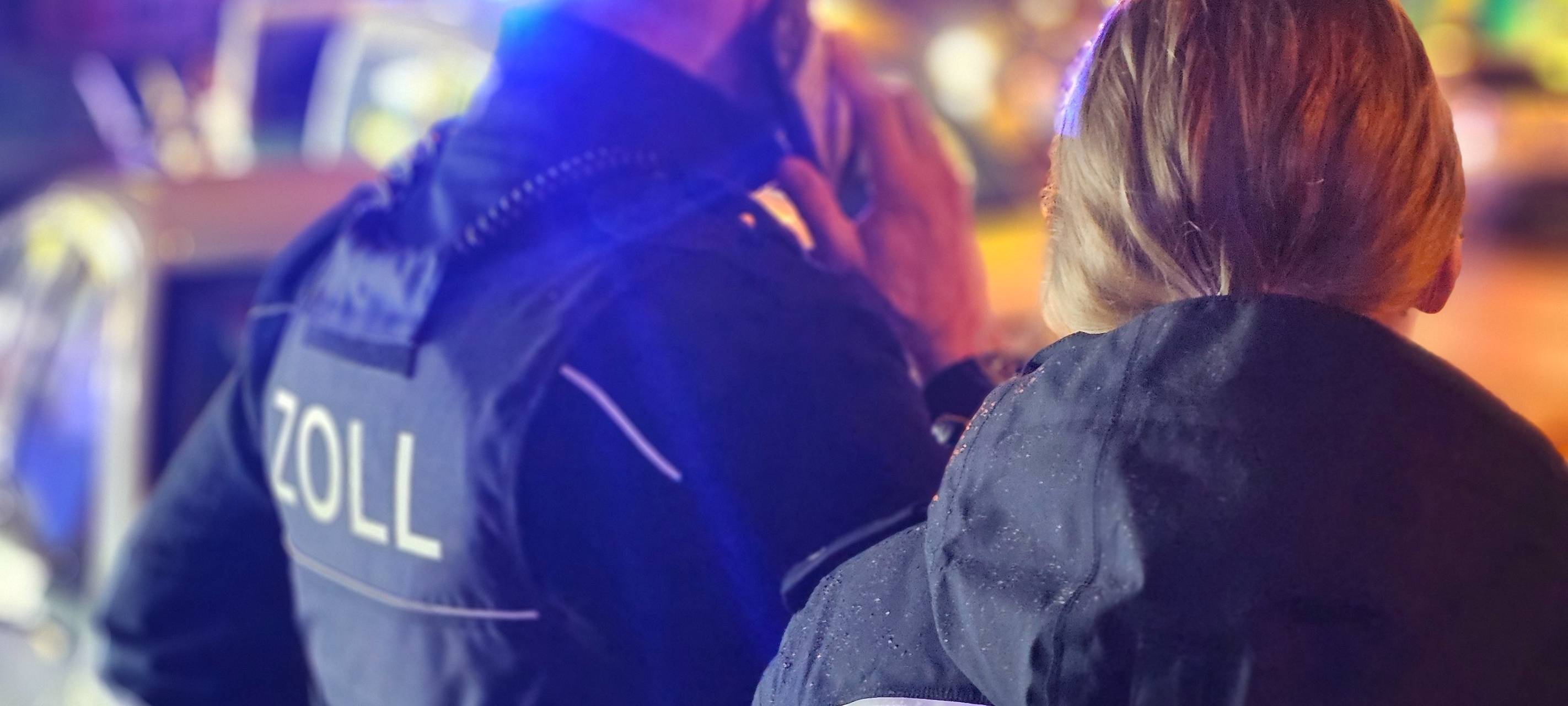 Zoll deckt Millionenschäden durch Schwarzarbeit auf