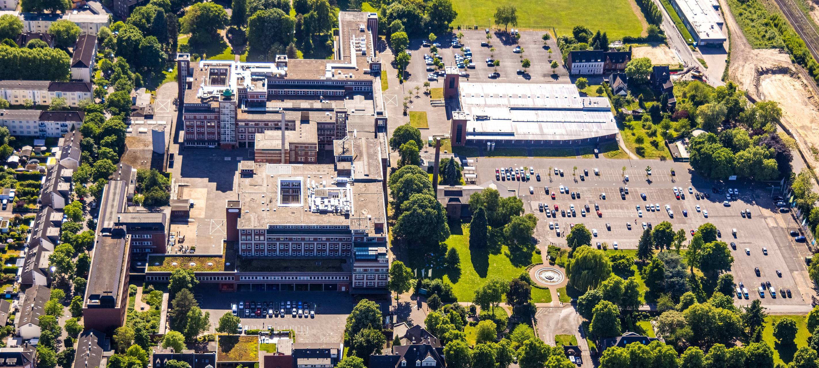 HRW veranstaltet Schnupperstudium Ende April