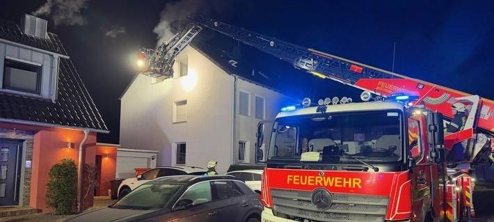 Zimmerbrand - alle Bewohner gerettet