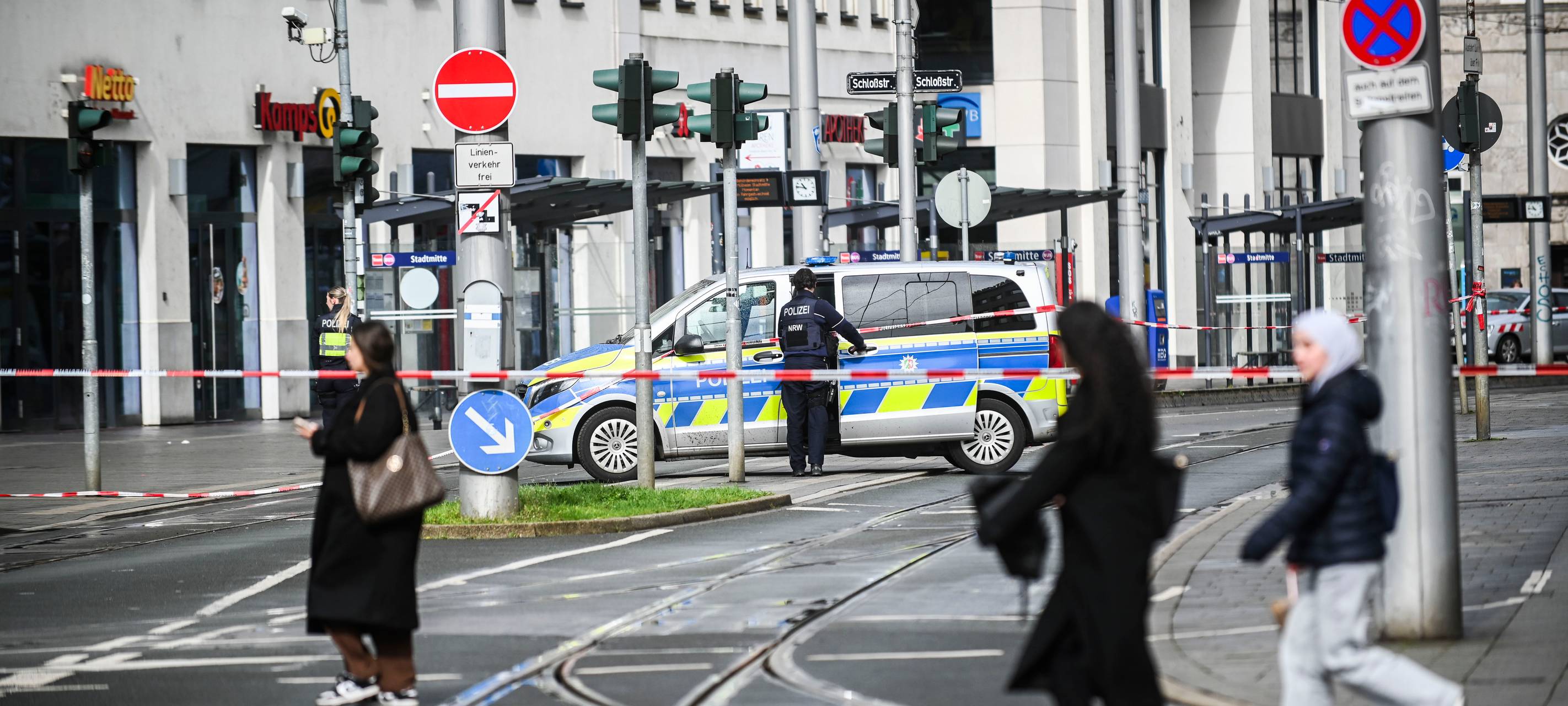 Entwarnung: Herrenloser Koffer ist laut Polizei leer