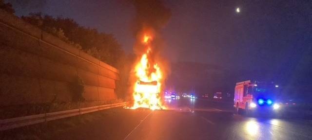 Feuer auf der A2: Stundenlange Sperrung Richtung Oberhausen