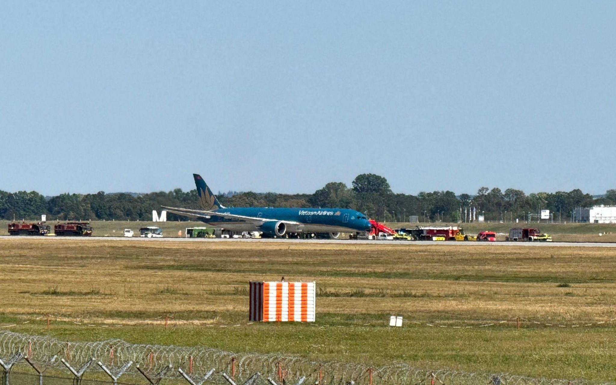 Flugzeug kehrt nach Start am Münchner Flughafen um