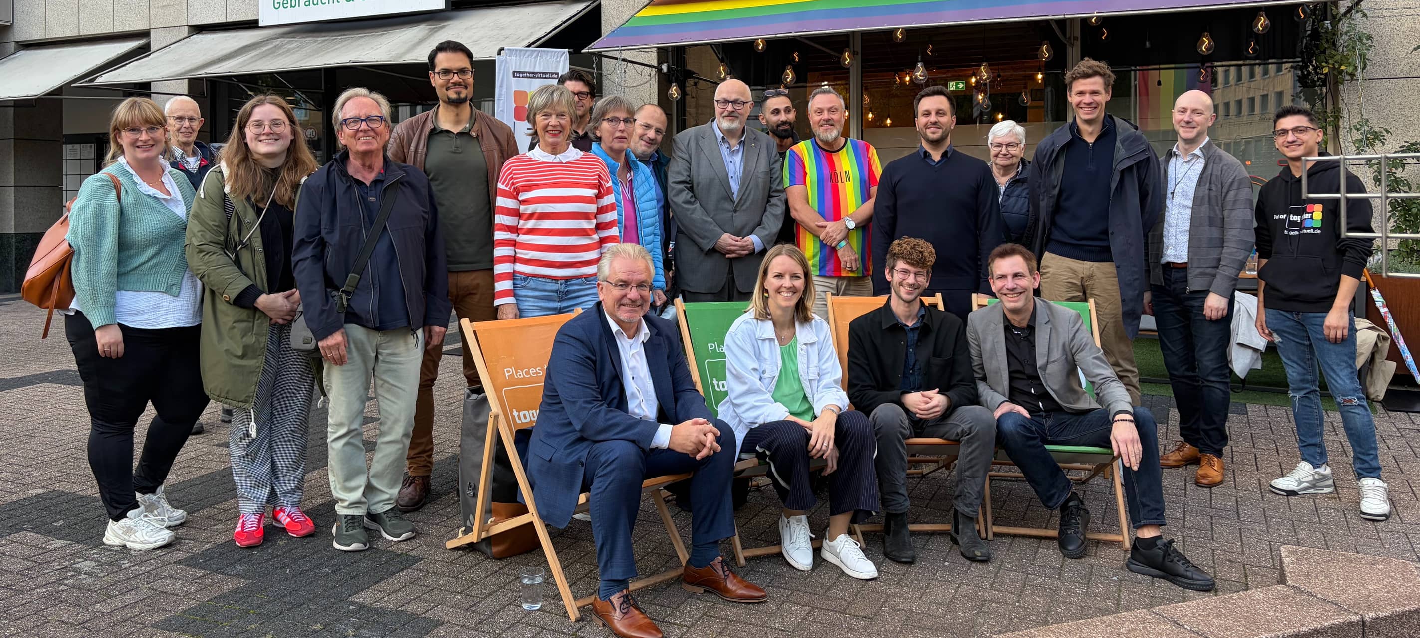 Mülheim: Regenbogenplatz offiziell eingeweiht