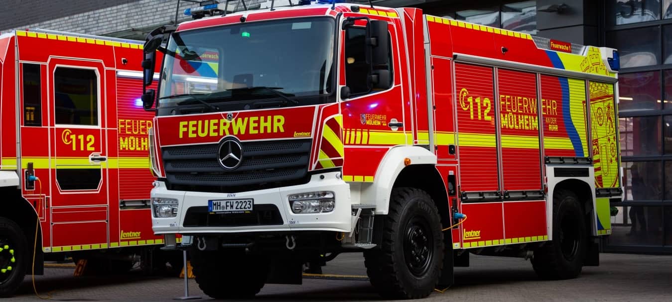 Speldorf: Feuerwehr löscht Wohnungsbrand