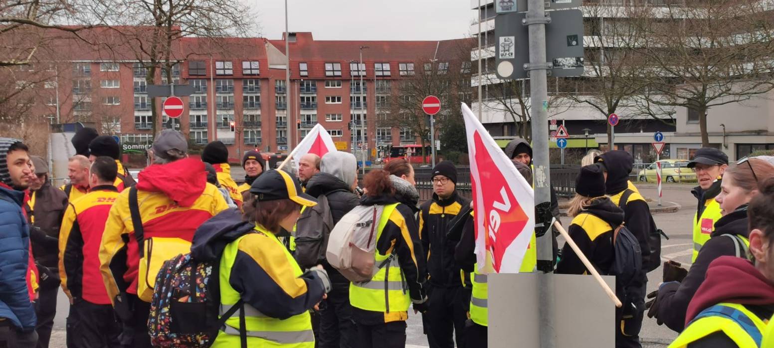 Pakete und Briefe bleiben heute liegen