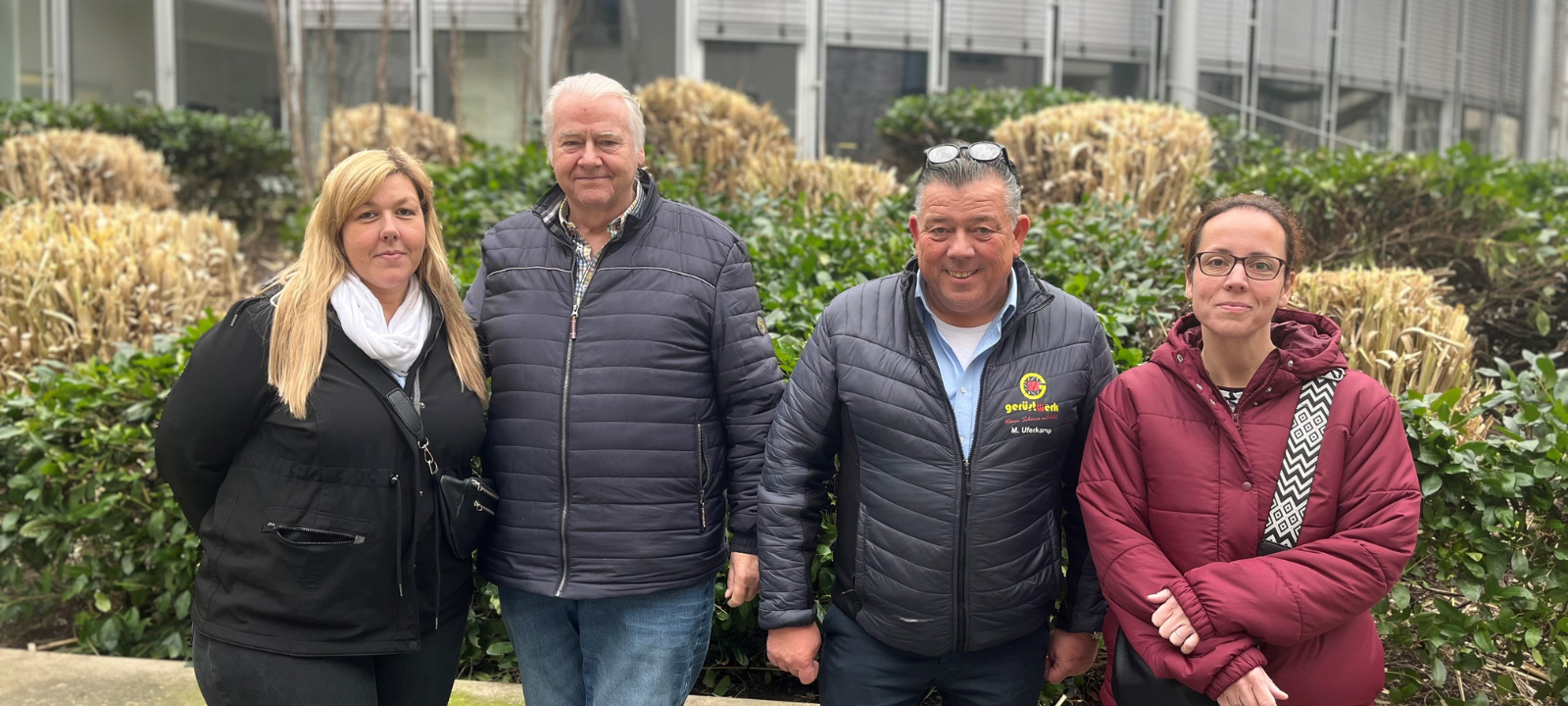 Karnevalisten übernehmen Entenrennen