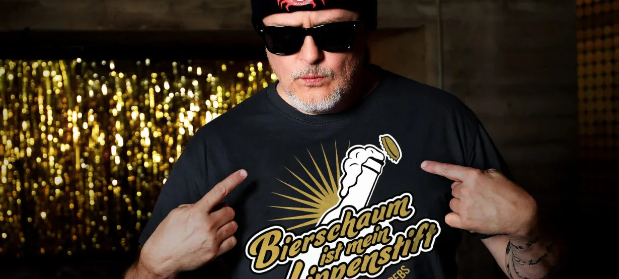 Markus Krebs auf Tour: "Bierschaum ist mein Lippenstift"
