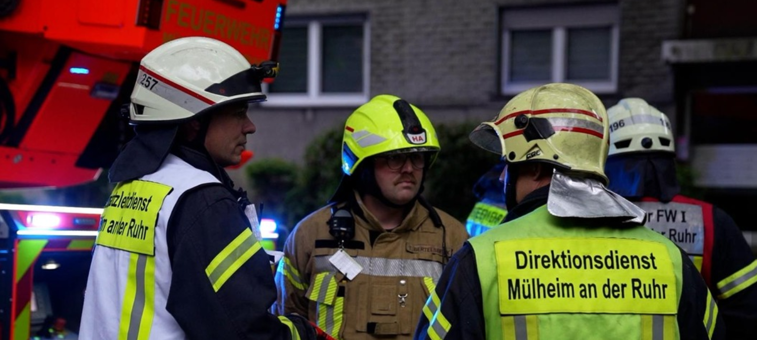 Eine verletzte Person bei Wohnungsbrand