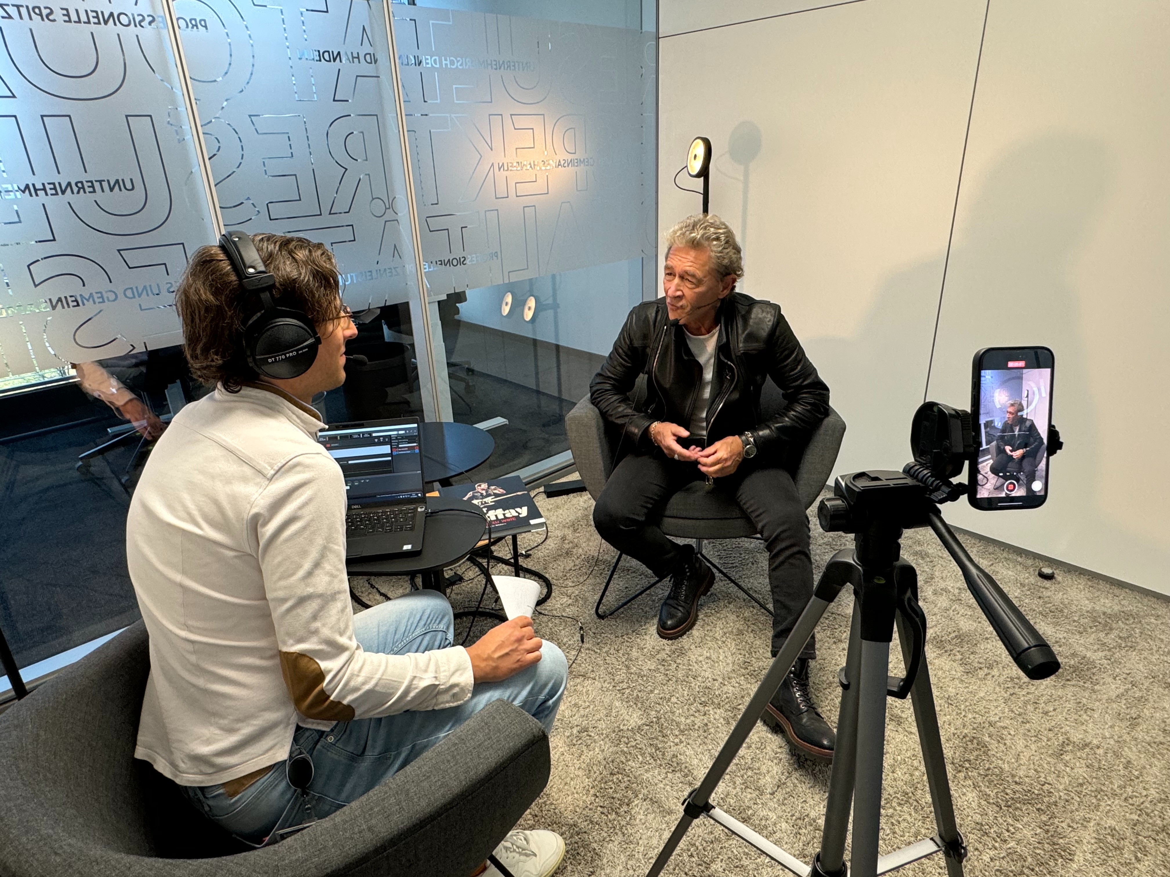 Peter Maffay im Interview mit Moderator Andreas Wiese